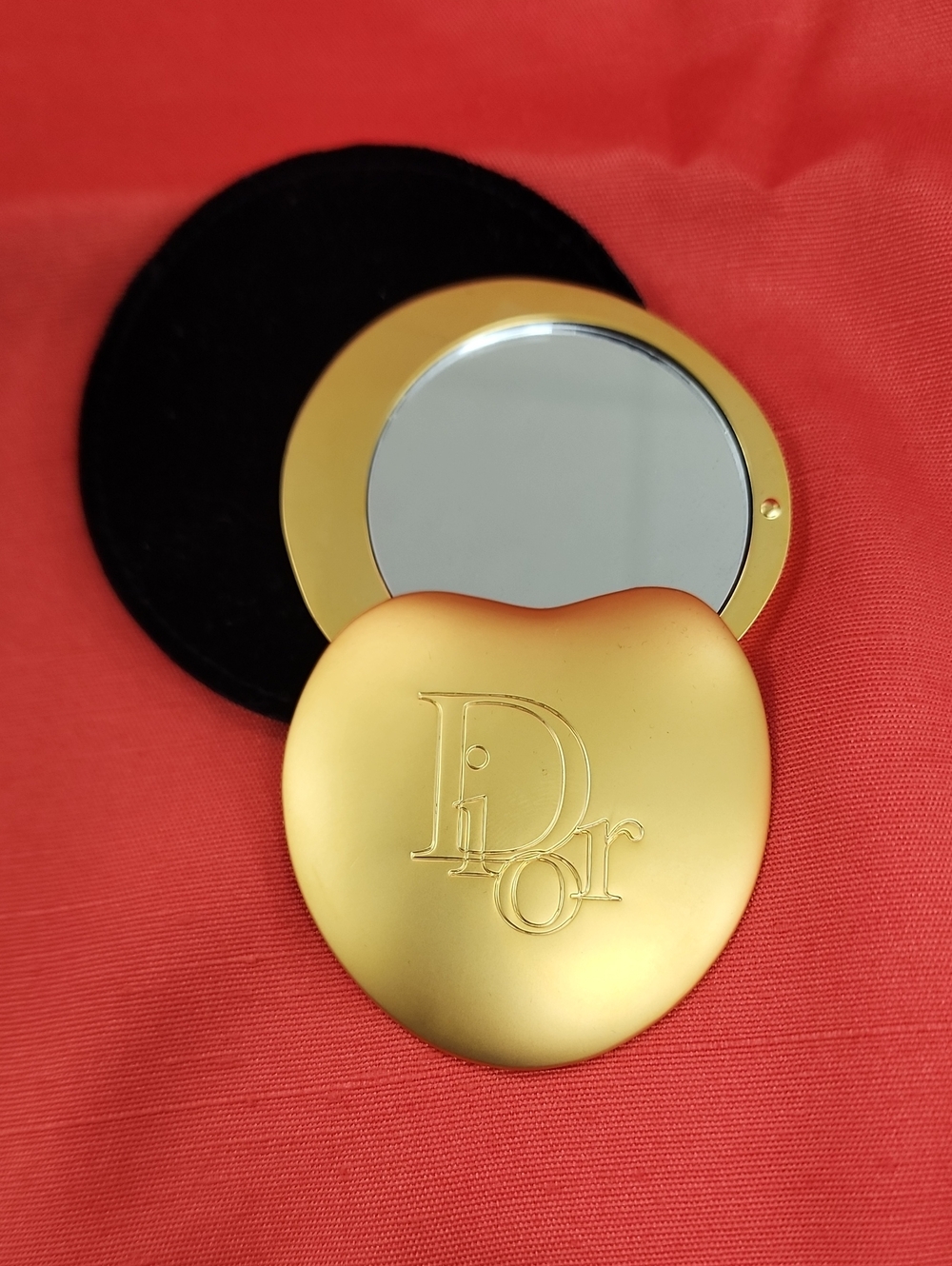 Vintage Dior Gold Heart Compact Mirror - Gold